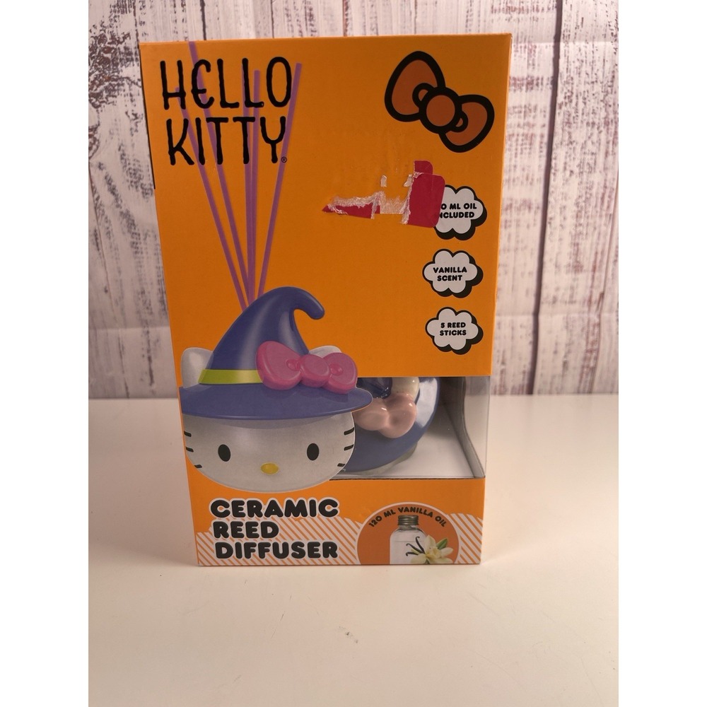 Hello Kitty Sanrio Halloween Witch Ceramic Reed Diffuser (Vanilla)